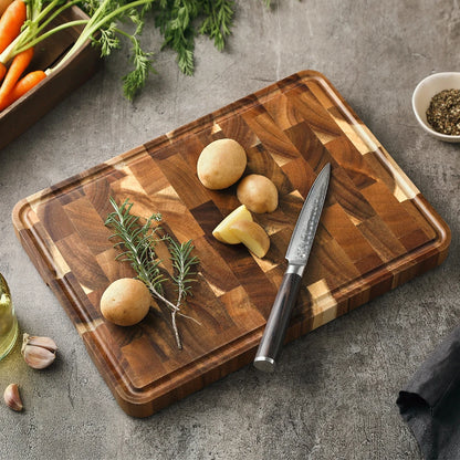 ECO-FRIENDLY WOODEN CUTTING BOARD