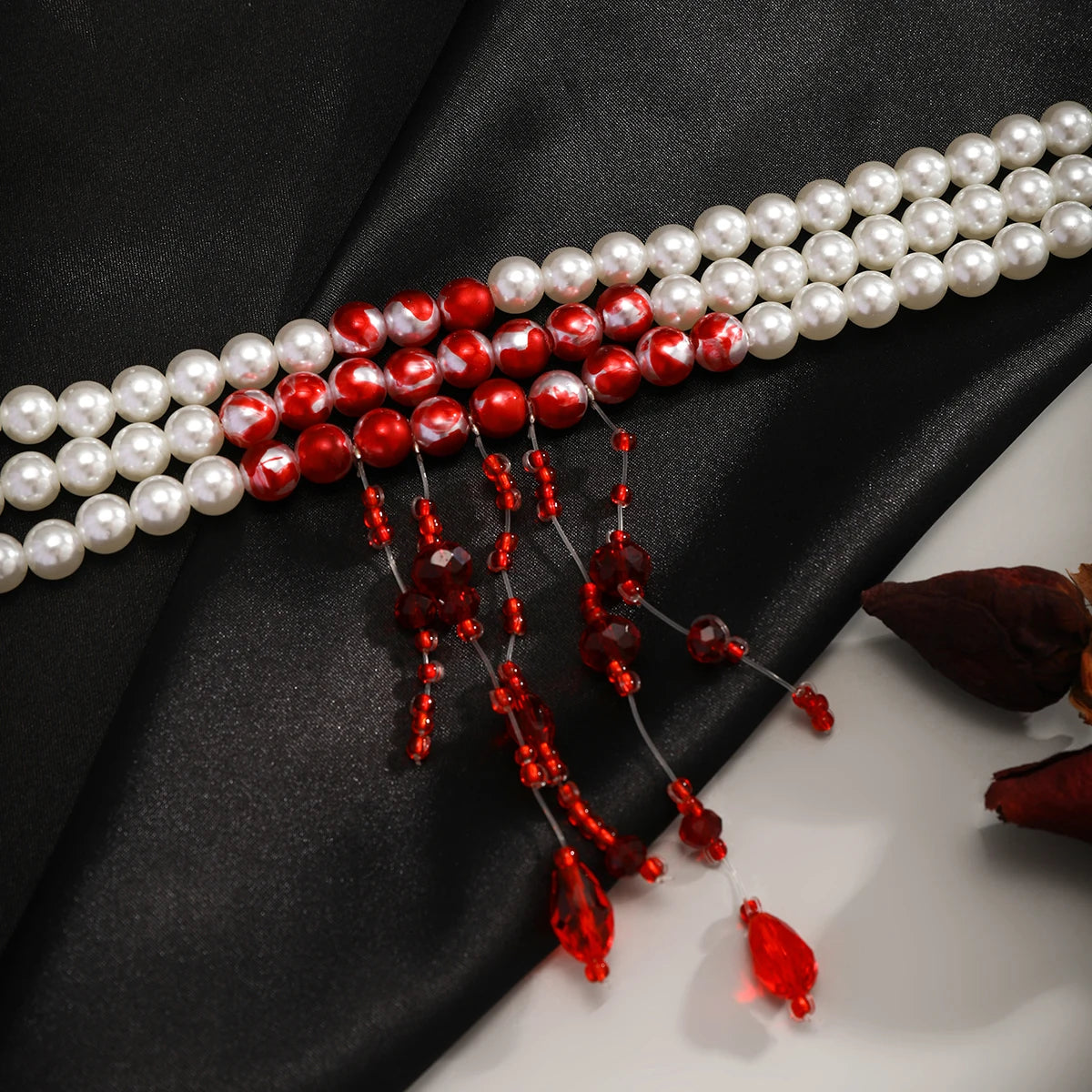 BLOODY PEARL NECKLACE