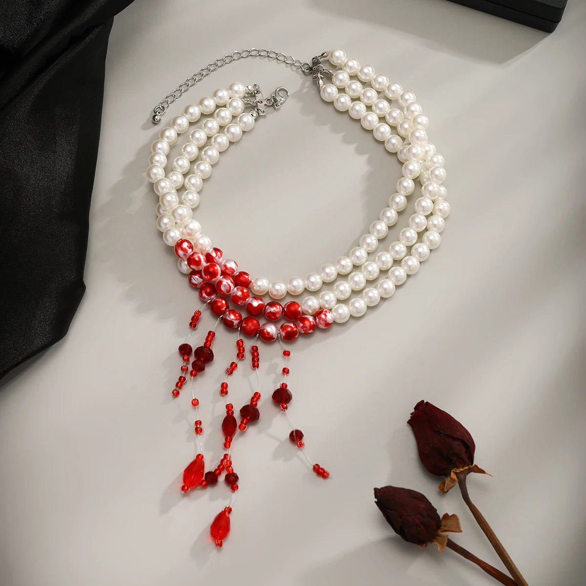 BLOODY PEARL NECKLACE